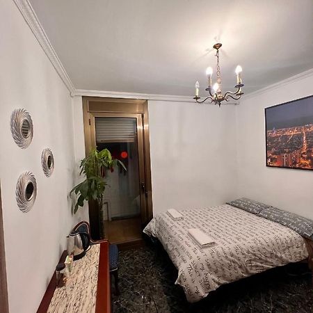Room Familiar Sants Barcelona Kültér fotó
