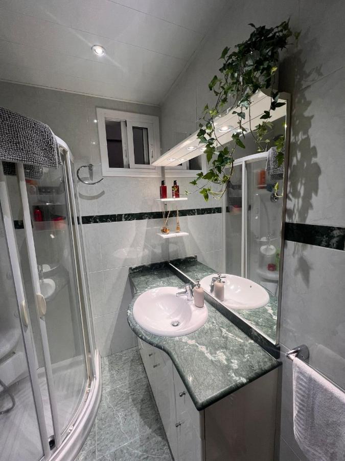 Room Familiar Sants Barcelona Kültér fotó