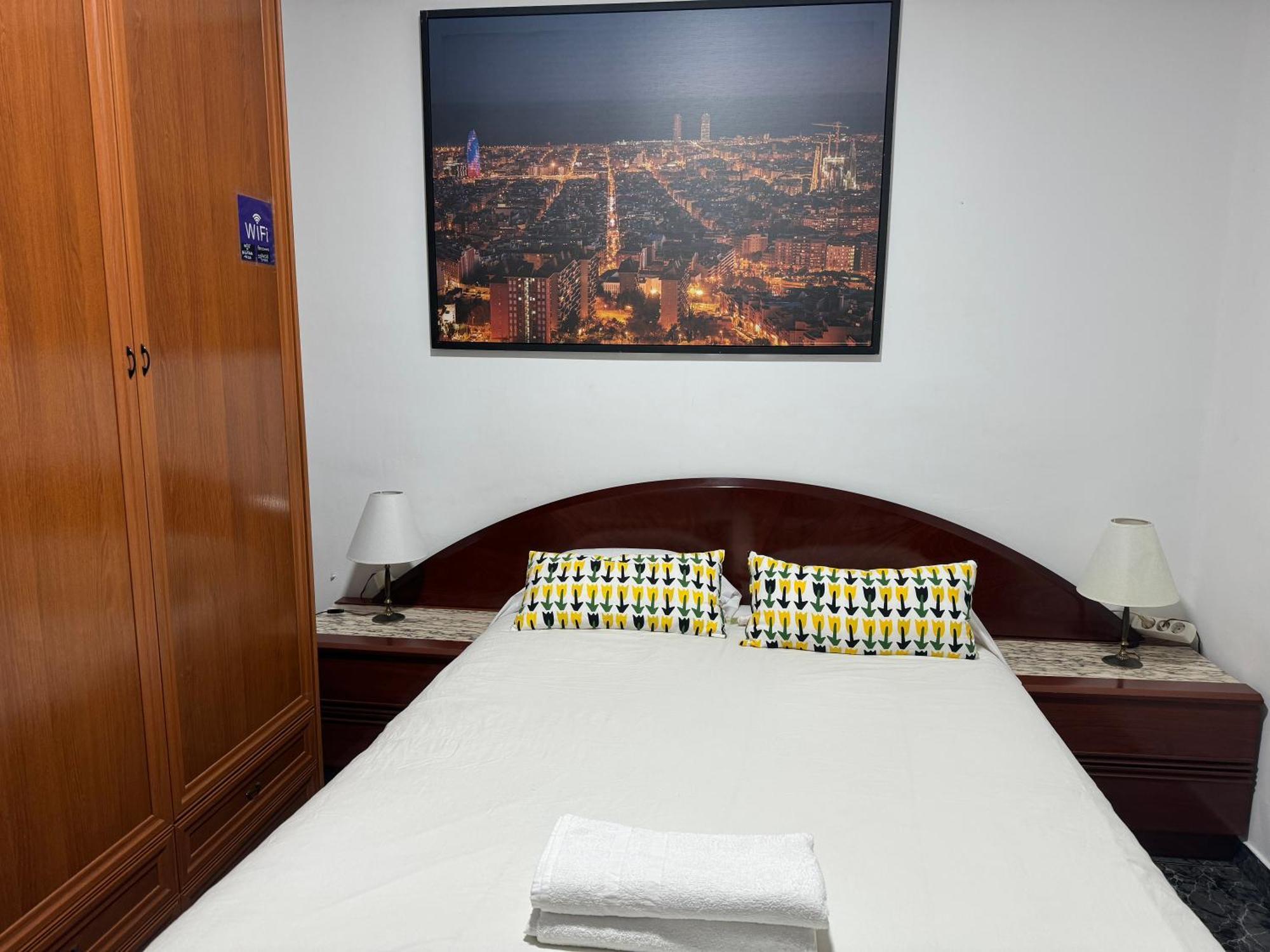 Room Familiar Sants Barcelona Kültér fotó
